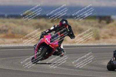 media/Sep-11-2022-SoCal Trackdays (Sun) [[81b7e951af]]/Turn 16 (945am)/